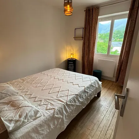 Le Grillon Apartment